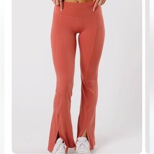 Paragon split front leggings large
